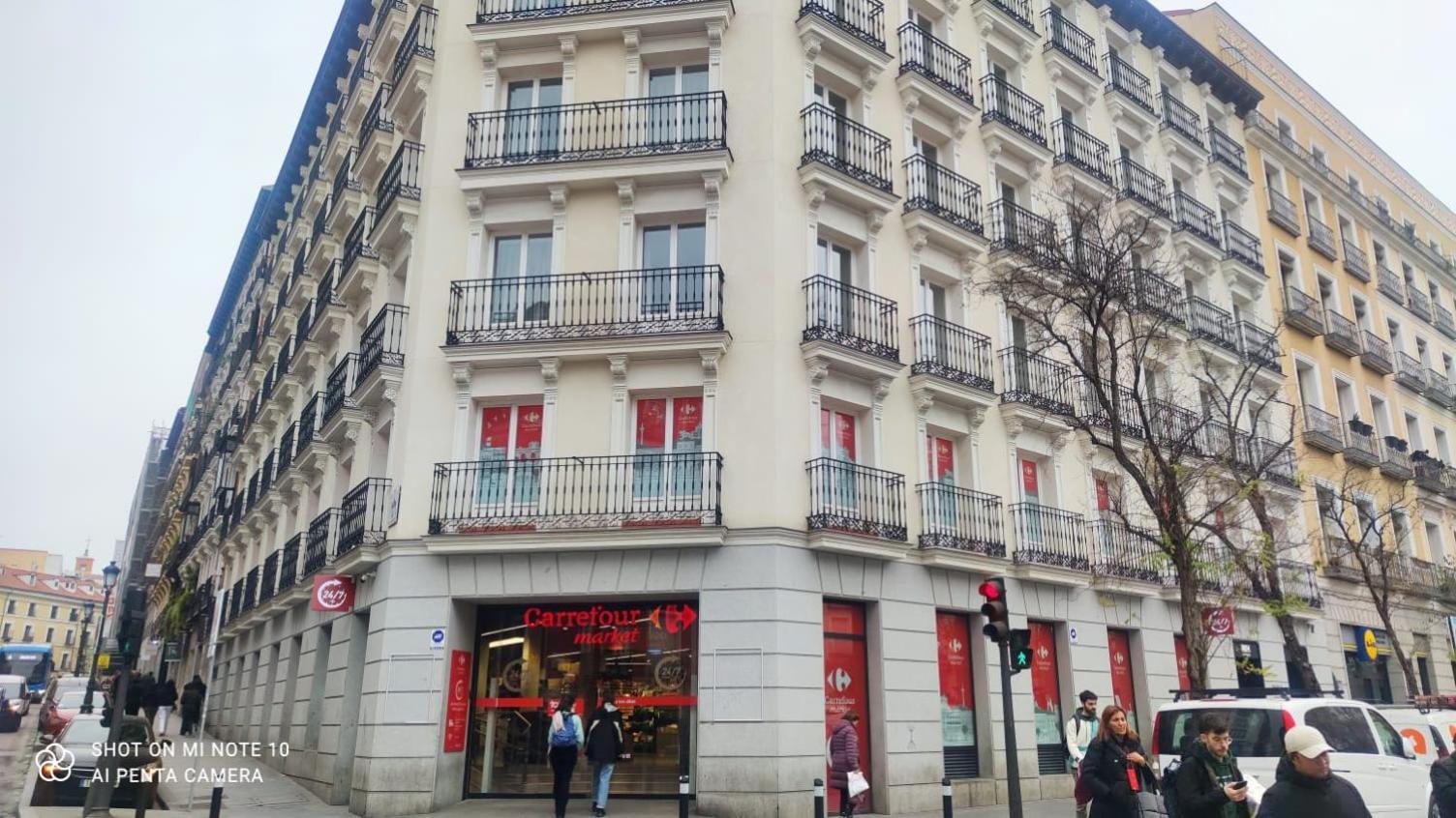 Alojamiento Central Madrid Kültér fotó